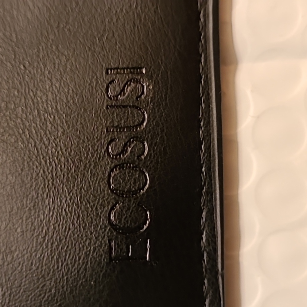 Ecosusi Black Tassel Wristlet - Picture 2 of 6